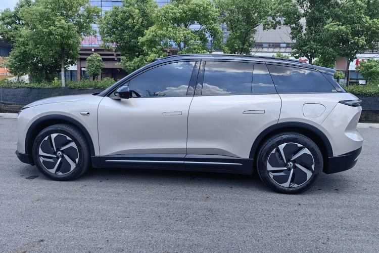 Used Nio ES6 2024 75 kWh Exterior 10