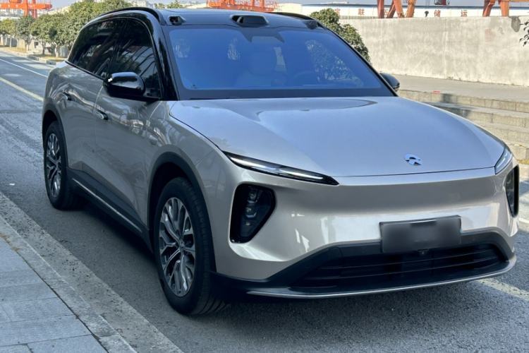 Used Nio ES6 2024 75 kWh Exterior 11