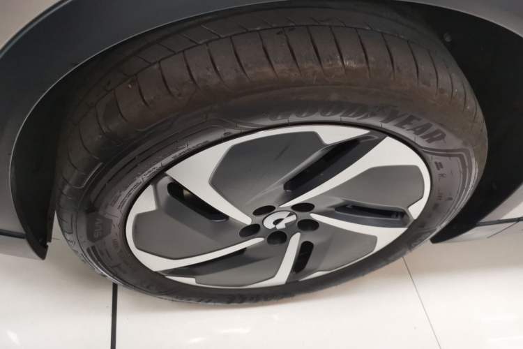 Used Nio ES6 2024 75 kWh Exterior 2