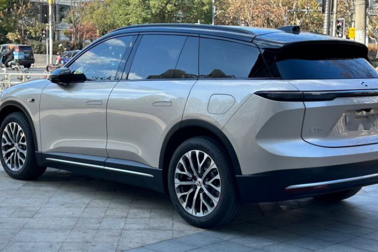 Used Nio ES6 2024 75 kWh Exterior 6
