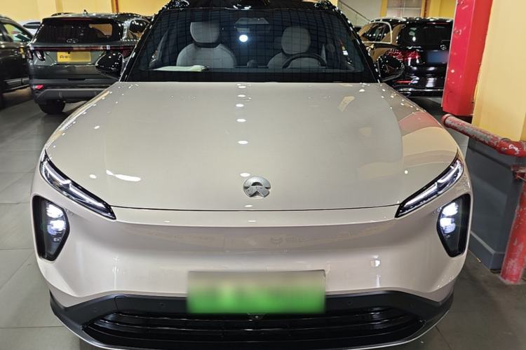 Used Nio ES6 2024 75 kWh Front