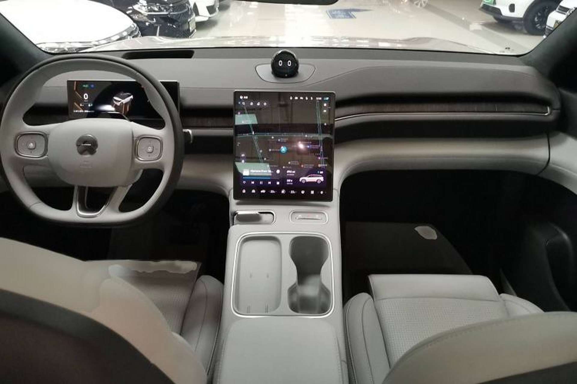 Used Nio ES6 2024 75 kWh Interior 2