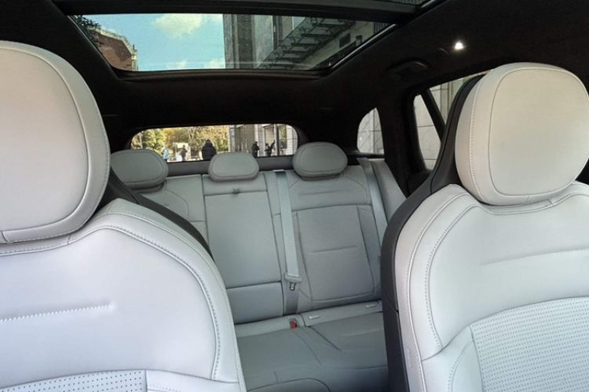 Used Nio ES6 2024 75 kWh Interior 7