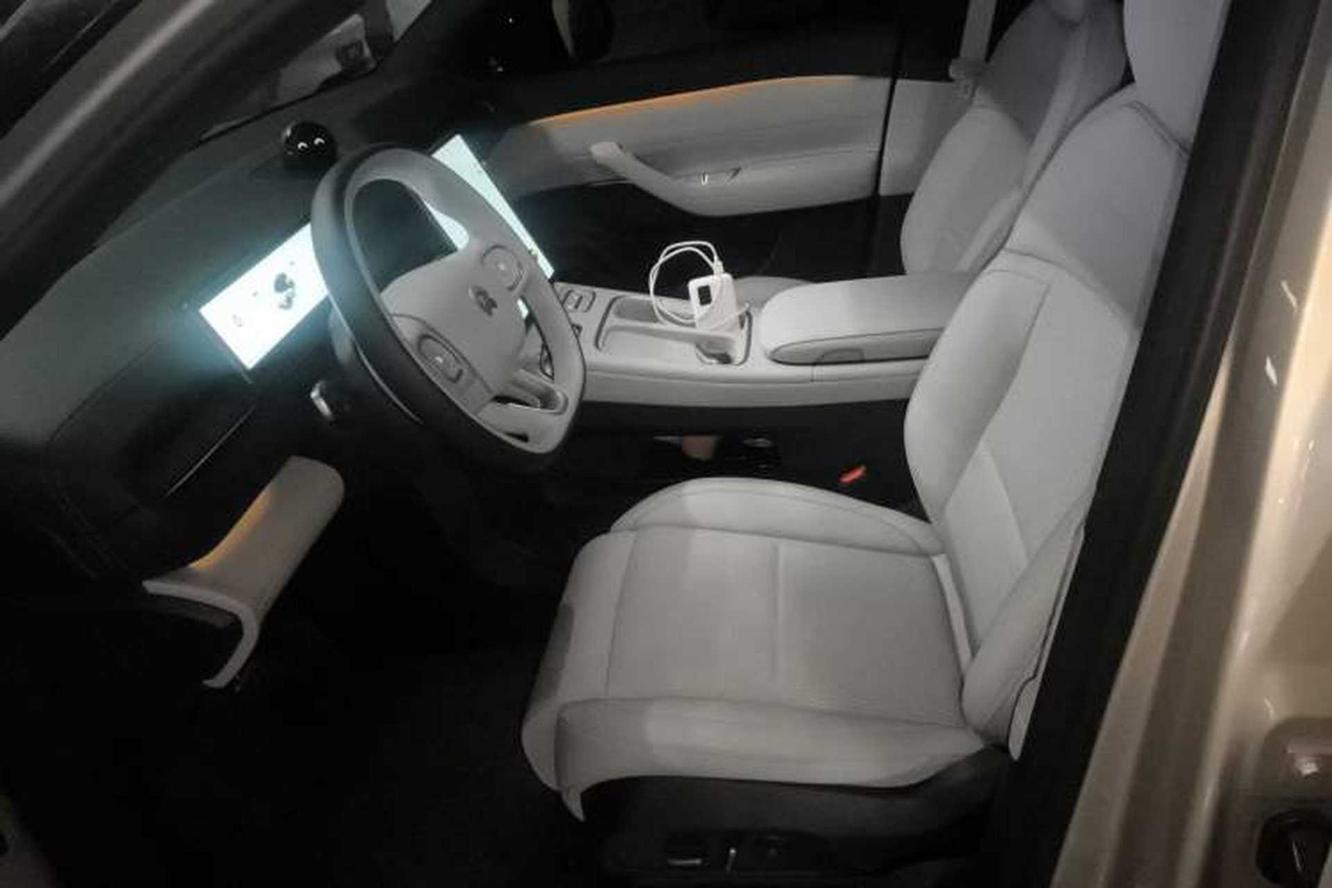 Used Nio ES6 2024 75 kWh Left Front Seat