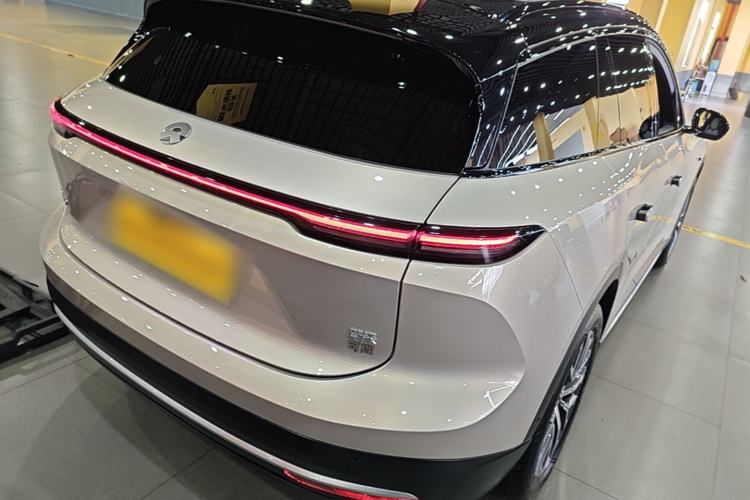 Used Nio ES6 2024 75 kWh Rear Right 45 Deg