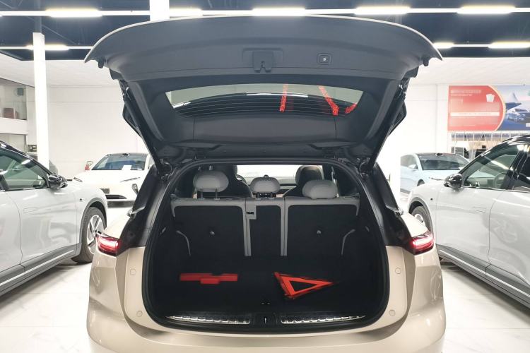 Used Nio ES6 2024 75 kWh Trunk