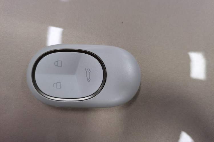 Used Nio ES6 2024 75 kWh Vehicle Key