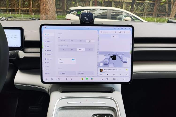 Used Nio ES6 2025 75 kWh Audio And AC Panel
