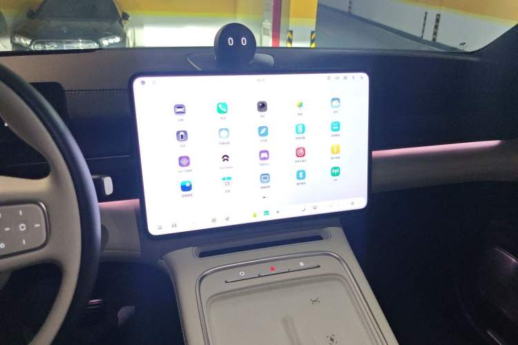 Used Nio ES6 2025 75 kWh Audio And AC Panel