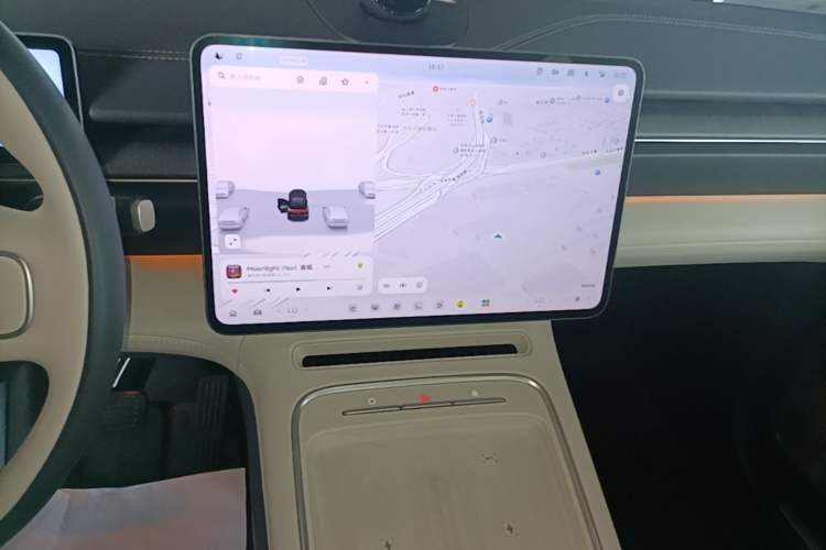 Used Nio ES6 2025 75 kWh Audio And AC Panel
