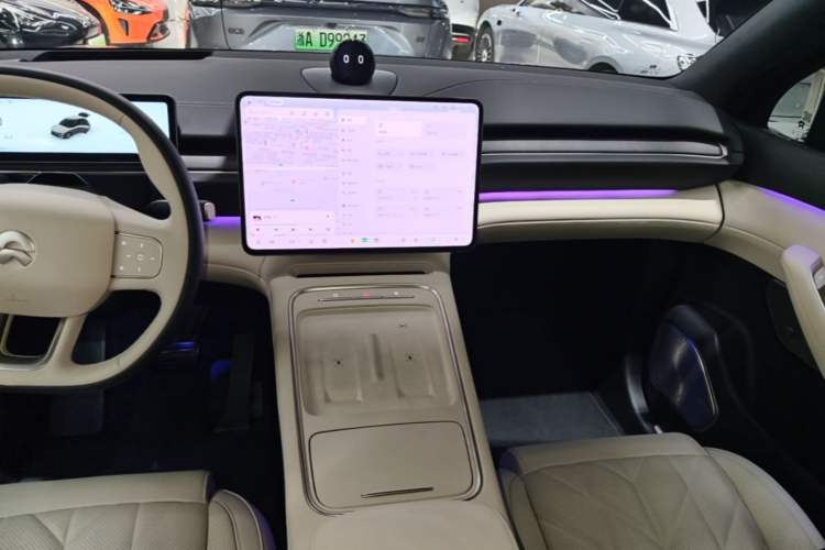 Used Nio ES6 2025 75 kWh Audio And AC Panel