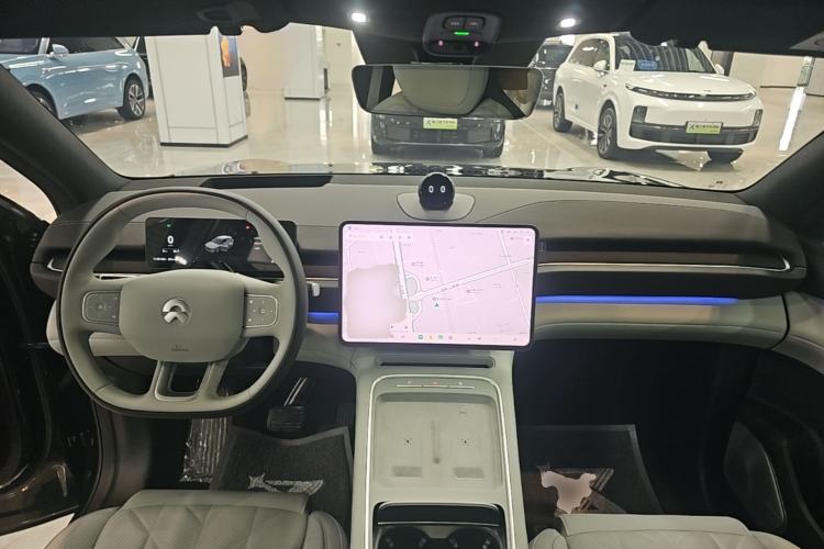 Used Nio ES6 2025 75 kWh Center Console