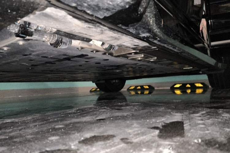 Used Nio ES6 2025 75 kWh Chassis Front Left
