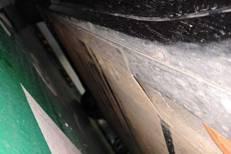 Used Nio ES6 2025 75 kWh Chassis Front Right