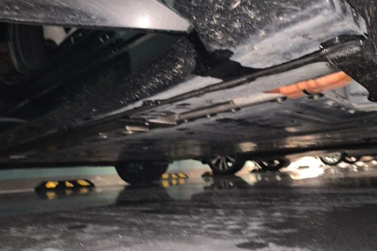 Used Nio ES6 2025 75 kWh Chassis Front Right
