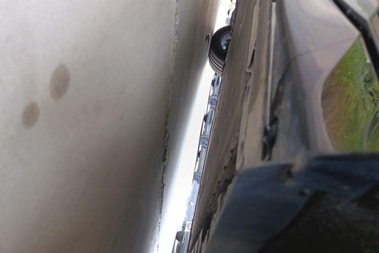 Used Nio ES6 2025 75 kWh Chassis Rear Left