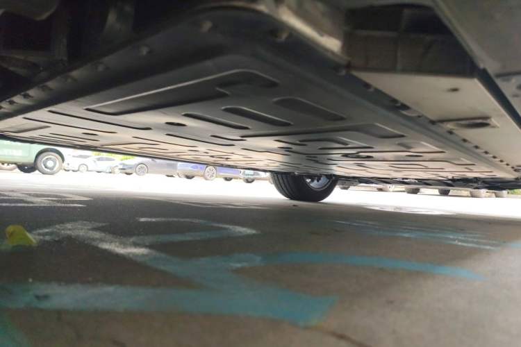 Used Nio ES6 2025 75 kWh Chassis Rear Right