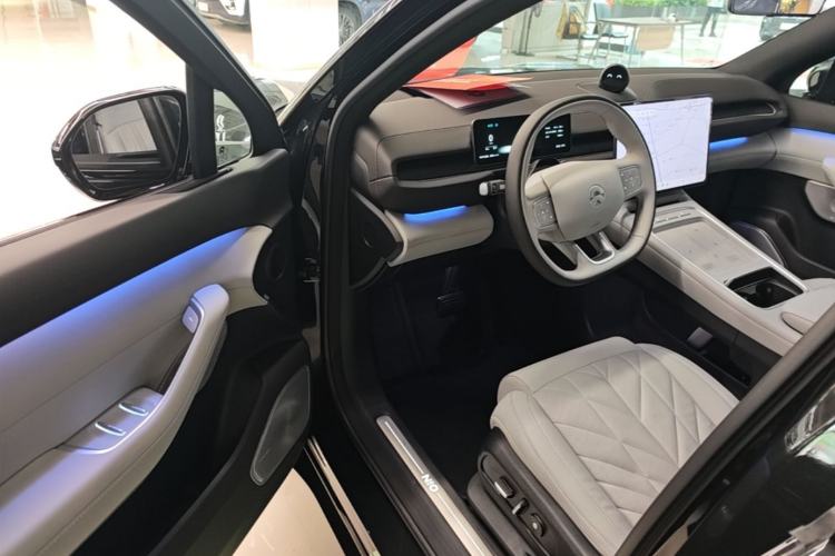 Used Nio ES6 2025 75 kWh Driver Seat