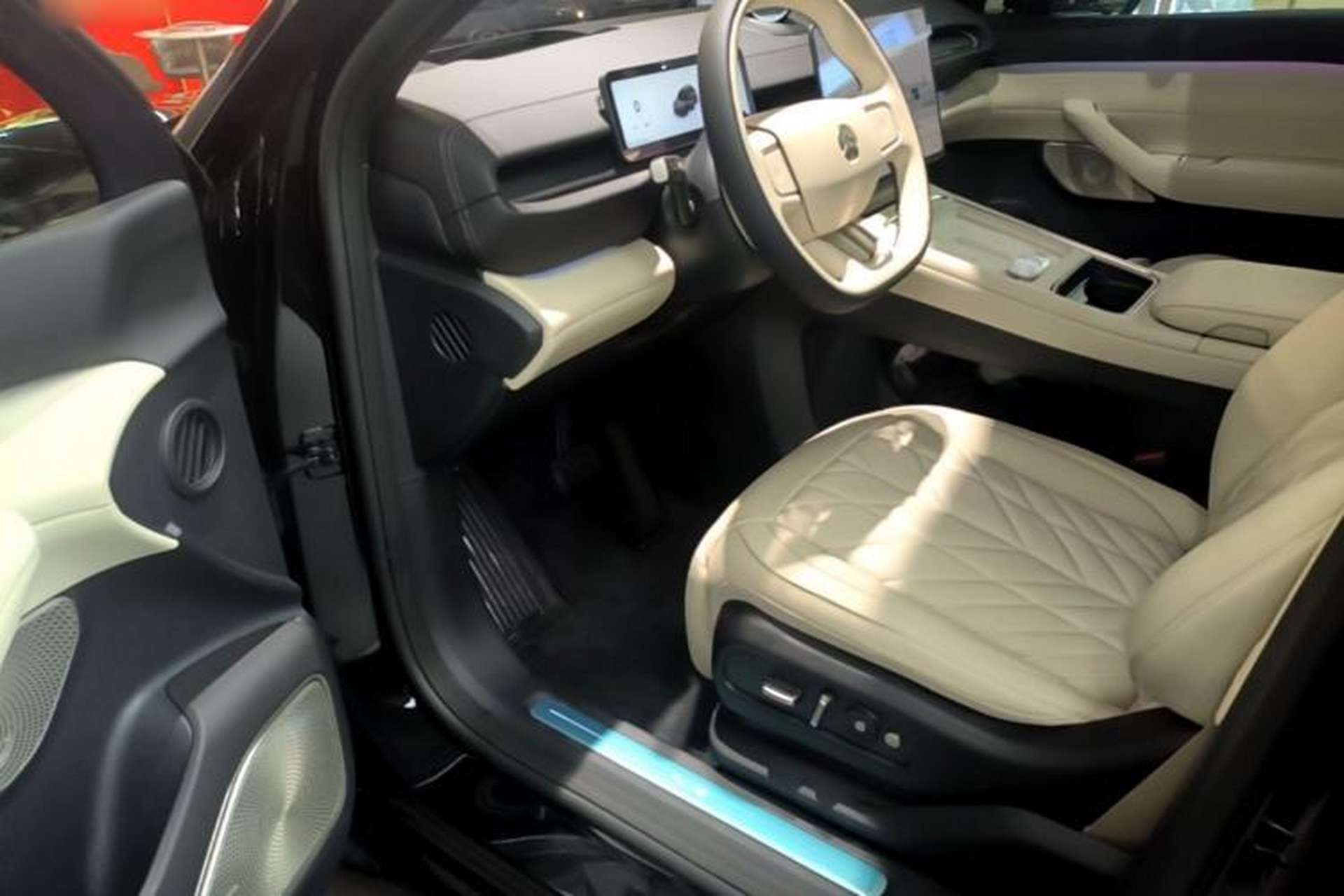Used Nio ES6 2025 75 kWh Driver Seat