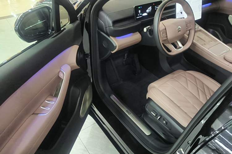 Used Nio ES6 2025 75 kWh Driver Seat