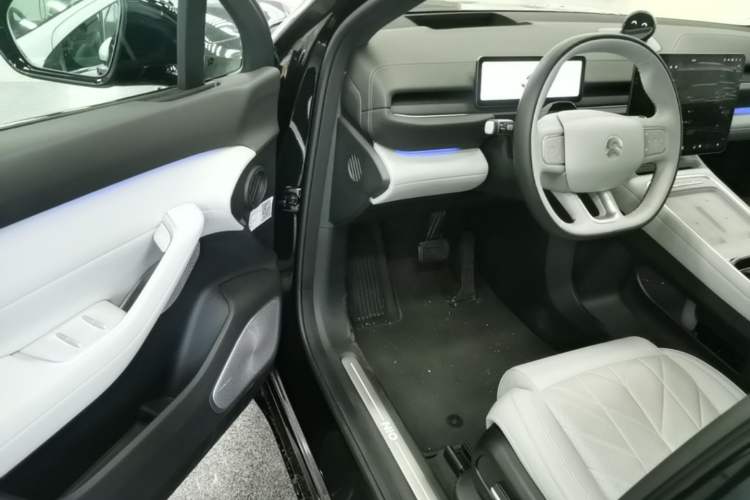 Used Nio ES6 2025 75 kWh Driver Seat