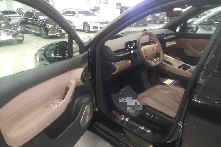 Used Nio ES6 2025 75 kWh Driver Seat