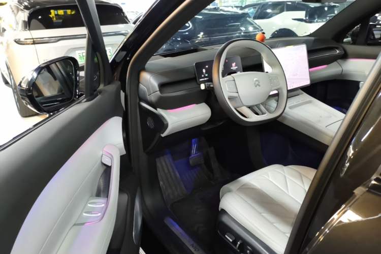 Used Nio ES6 2025 75 kWh Driver Seat