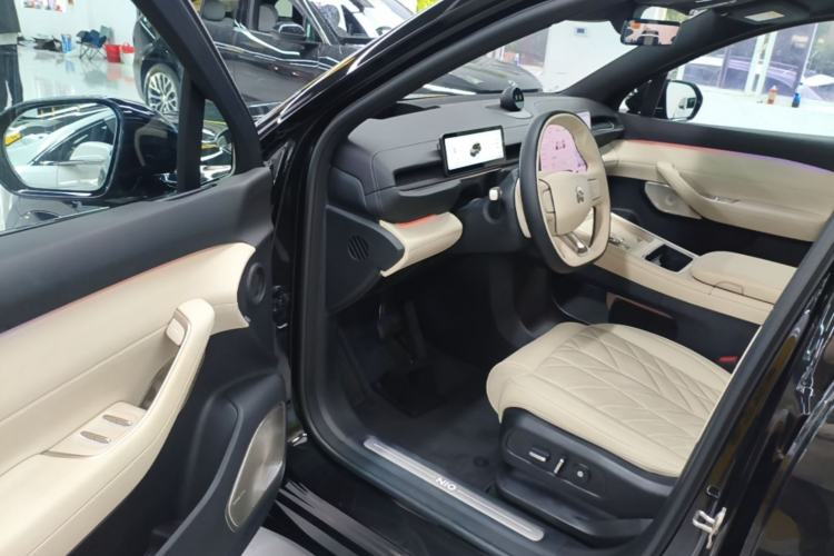Used Nio ES6 2025 75 kWh Driver Seat