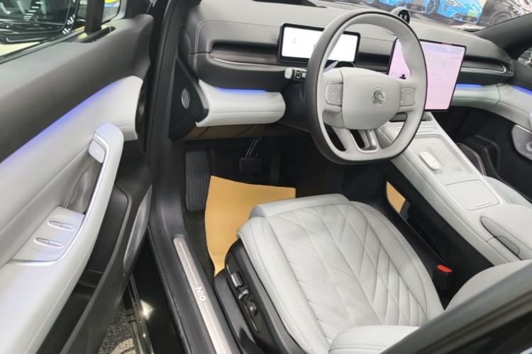 Used Nio ES6 2025 75 kWh Driver Seat
