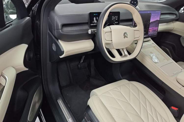 Used Nio ES6 2025 75 kWh Driver Seat