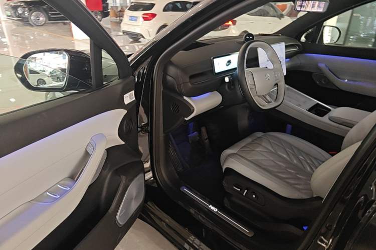 Used Nio ES6 2025 75 kWh Driver Seat