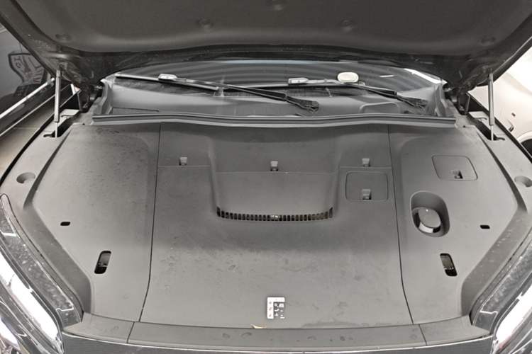 Used Nio ES6 2025 75 kWh Engine Bay