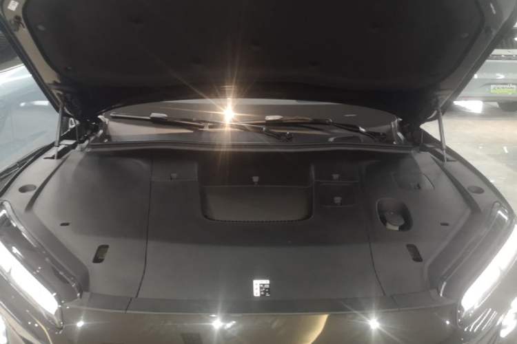 Used Nio ES6 2025 75 kWh Engine Bay