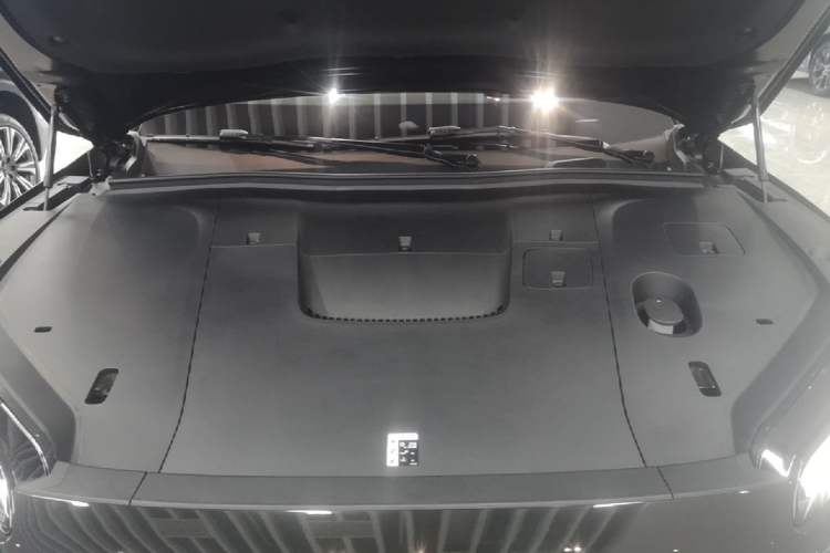 Used Nio ES6 2025 75 kWh Engine Bay