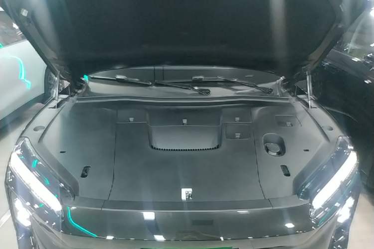 Used Nio ES6 2025 75 kWh Engine Bay