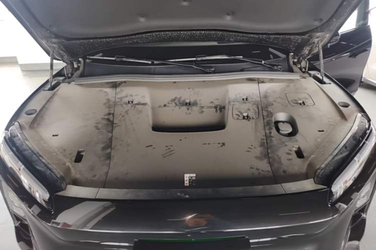 Used Nio ES6 2025 75 kWh Engine Bay