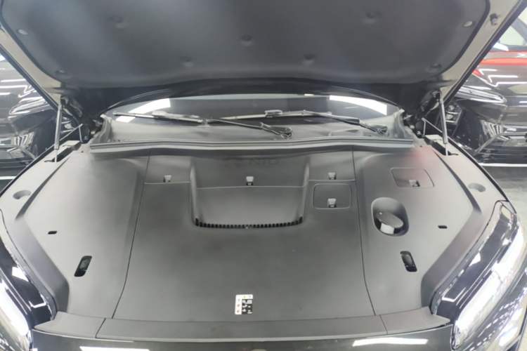 Used Nio ES6 2025 75 kWh Engine Bay