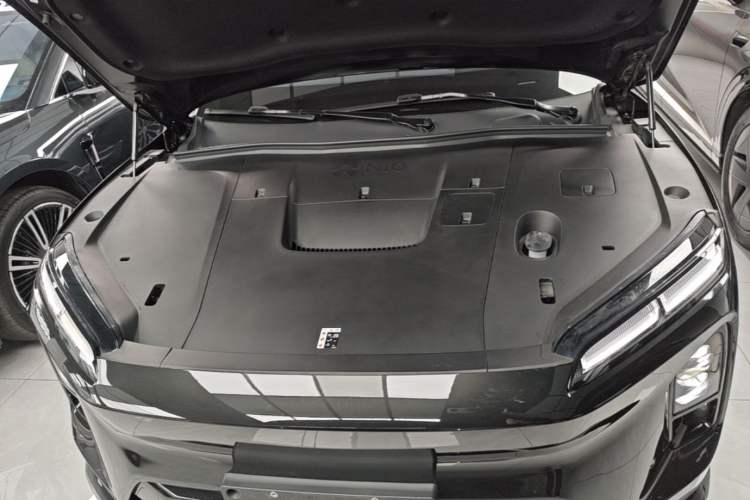 Used Nio ES6 2025 75 kWh Engine Bay