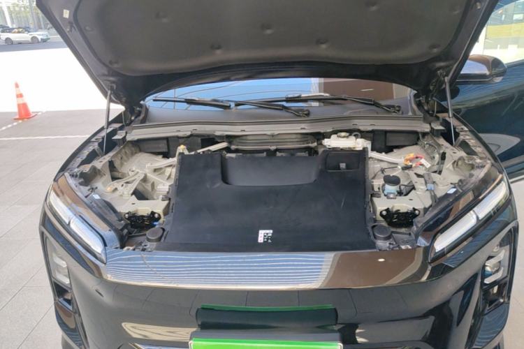 Used Nio ES6 2025 75 kWh Engine Bay