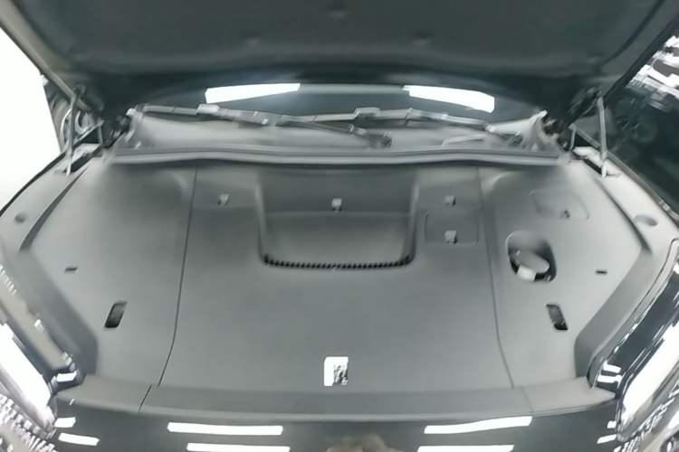 Used Nio ES6 2025 75 kWh Engine Bay
