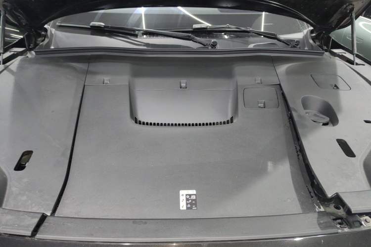 Used Nio ES6 2025 75 kWh Engine Bay