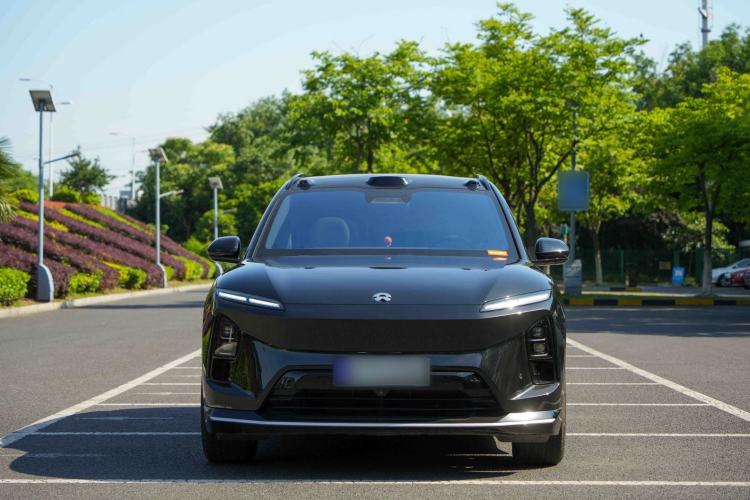 Used Nio ES6 2025 75 kWh Exterior 2