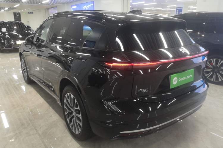 Used Nio ES6 2025 75 kWh Exterior 2