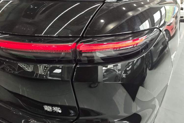 Used Nio ES6 2025 75 kWh Exterior 3