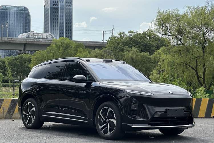 Used Nio ES6 2025 75 kWh Exterior 3