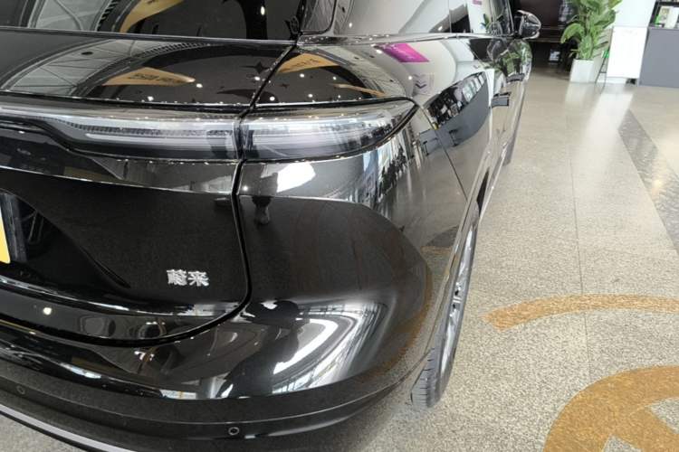 Used Nio ES6 2025 75 kWh Exterior 3