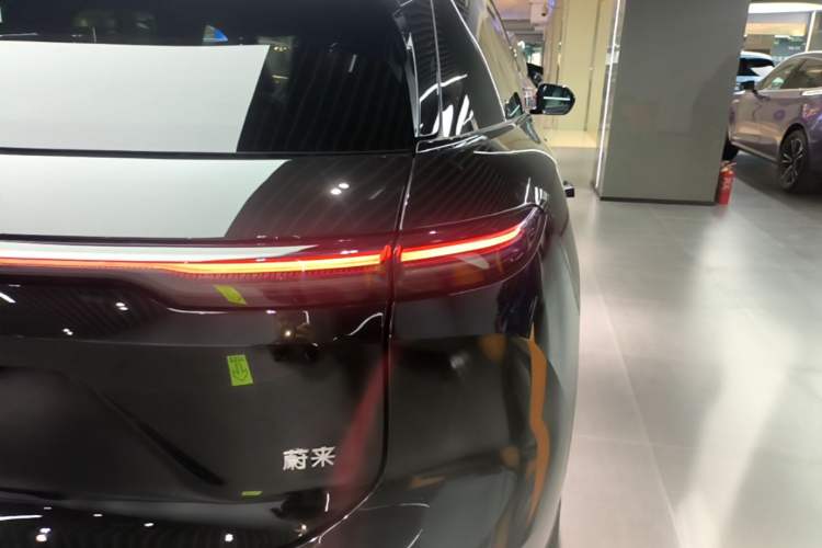 Used Nio ES6 2025 75 kWh Exterior 3