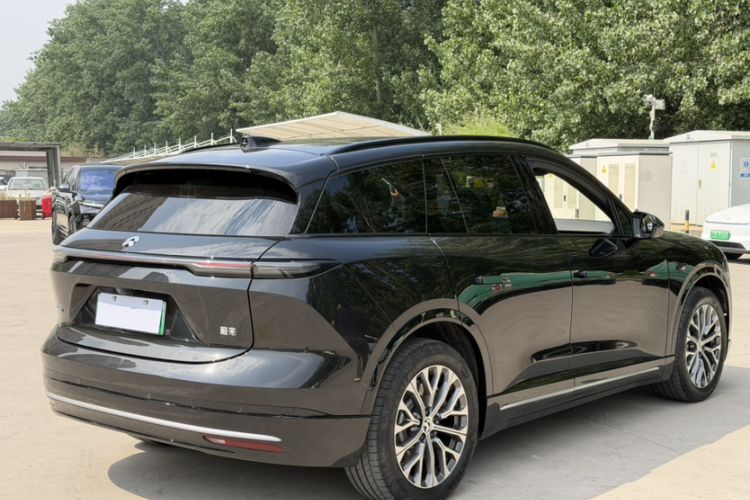 Used Nio ES6 2025 75 kWh Exterior 4