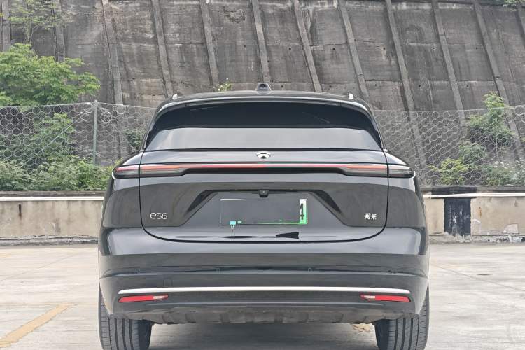 Used Nio ES6 2025 75 kWh Exterior 4