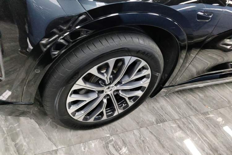 Used Nio ES6 2025 75 kWh Exterior 4